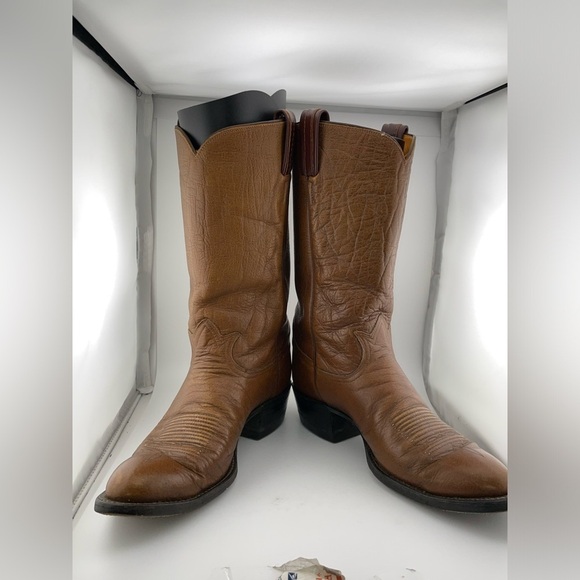 Tony Lama - Brown Textured- Handcrafted - Women's - Cowboy Boots- Size 10 B‌‌‌‍‍ - Picture 2 of 11